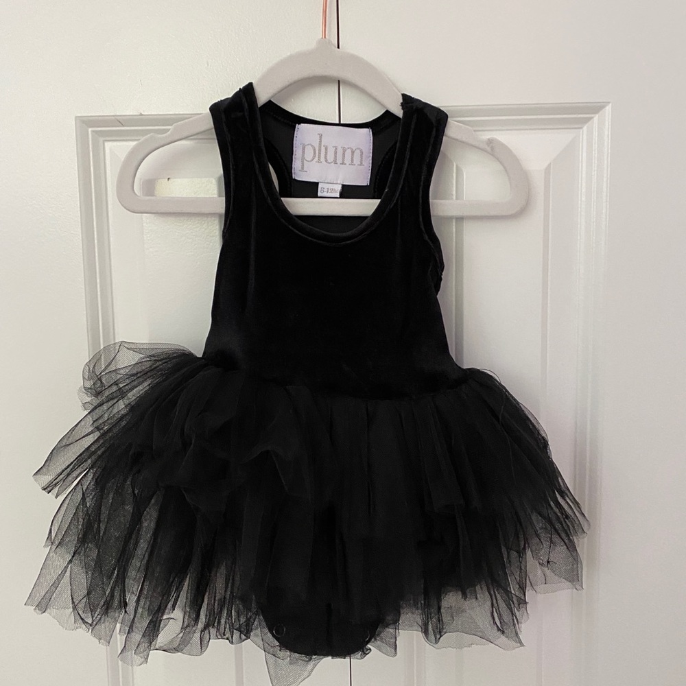 Iloveplum tutu dress size 6-12m